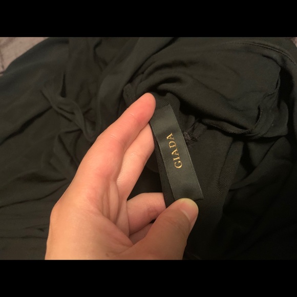 Giada - Picture 4 of 6